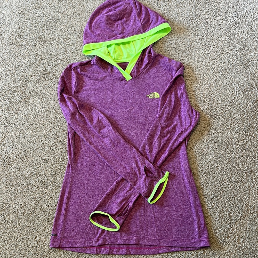 Woman’s North Face top with hood Sz Small purple/neon green